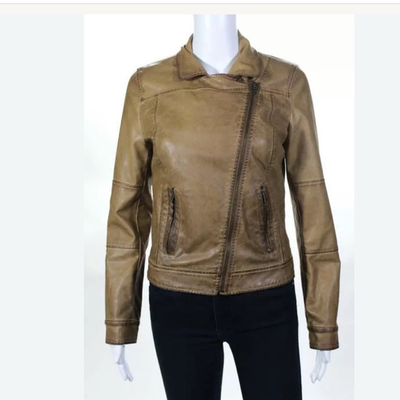 BLU PEPPER VEGAN LEATHER SM MOTO JACKET IN CARMEL - Picture 5 of 8